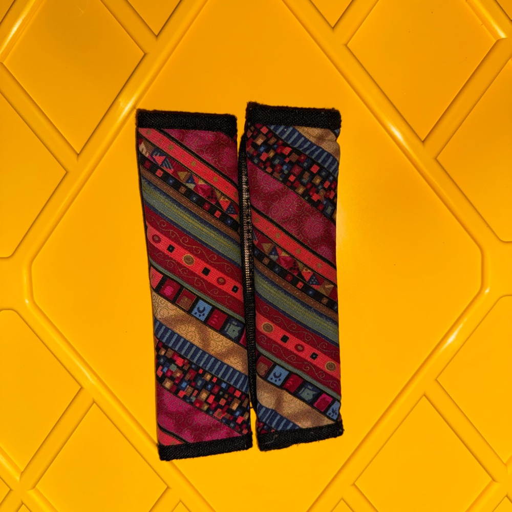 Seatbelt covers ￼